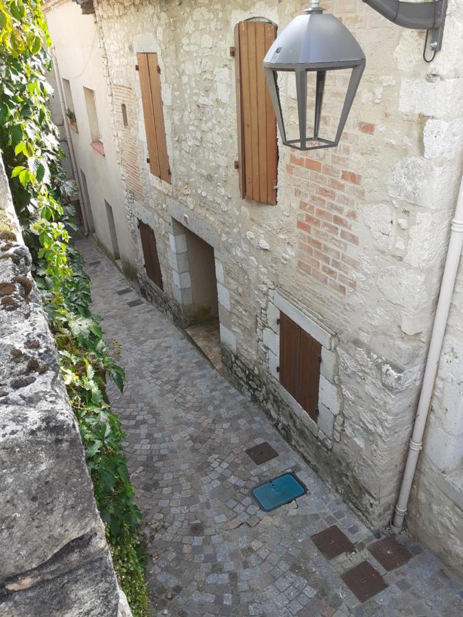Petit Gite Des Augustins Monflanquin Buitenkant foto